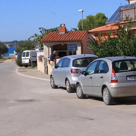 Apartamento By The Sea - 7192 Fažana